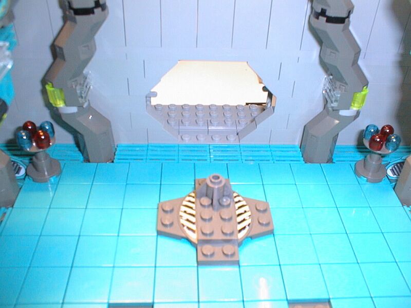 File:LMS Explorer door PIC00006.jpg